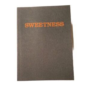 Vtg SWEETNESS A National Football League Book, Walter Payton, Chicago Bears 1998